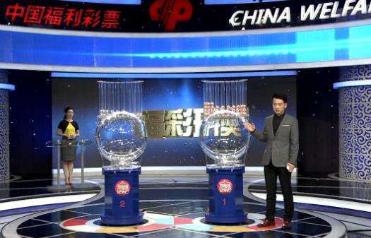 田中浩一此时来到叶辰面前，毕恭毕敬的说：叶先生，这件事真是不好意思，没想到您现在是小林制药的大股东，今天要是有什么不周到的地方，还请您多见谅......作为见识过叶辰实力的人，田中浩一对叶辰有着十足的敬畏。
